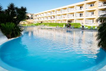 Хотел Sweet Residence & Gardens 3*