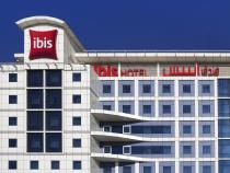 Хотел Ibis Dubai Al Barsha