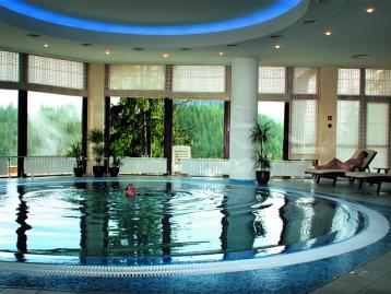 Хотел Орловец 5*, Пампорово - Басейн