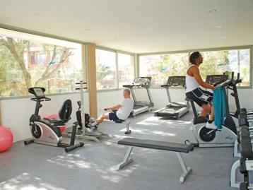 Хотел Ephesia Holiday Beach Club HV - фитнес