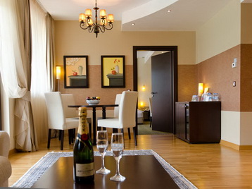 Хотел RIU Pravets Resort 4*