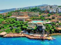 Хотел Green Beach Resort