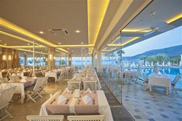 Хотел Voyage Torba 5*, основен ресторант