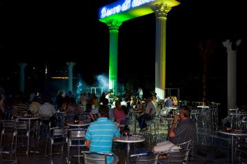 Хотел Rixos Premium Bodrum 5*, ресторанти и барове