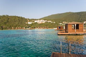 Хотел Rixos Premium Bodrum 5*, ресторанти и барове