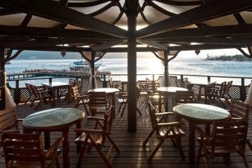 Хотел Rixos Premium Bodrum 5*, ресторанти и барове